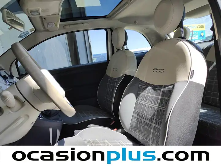 Fiat 500 1.2 Lounge 2016, foto 9