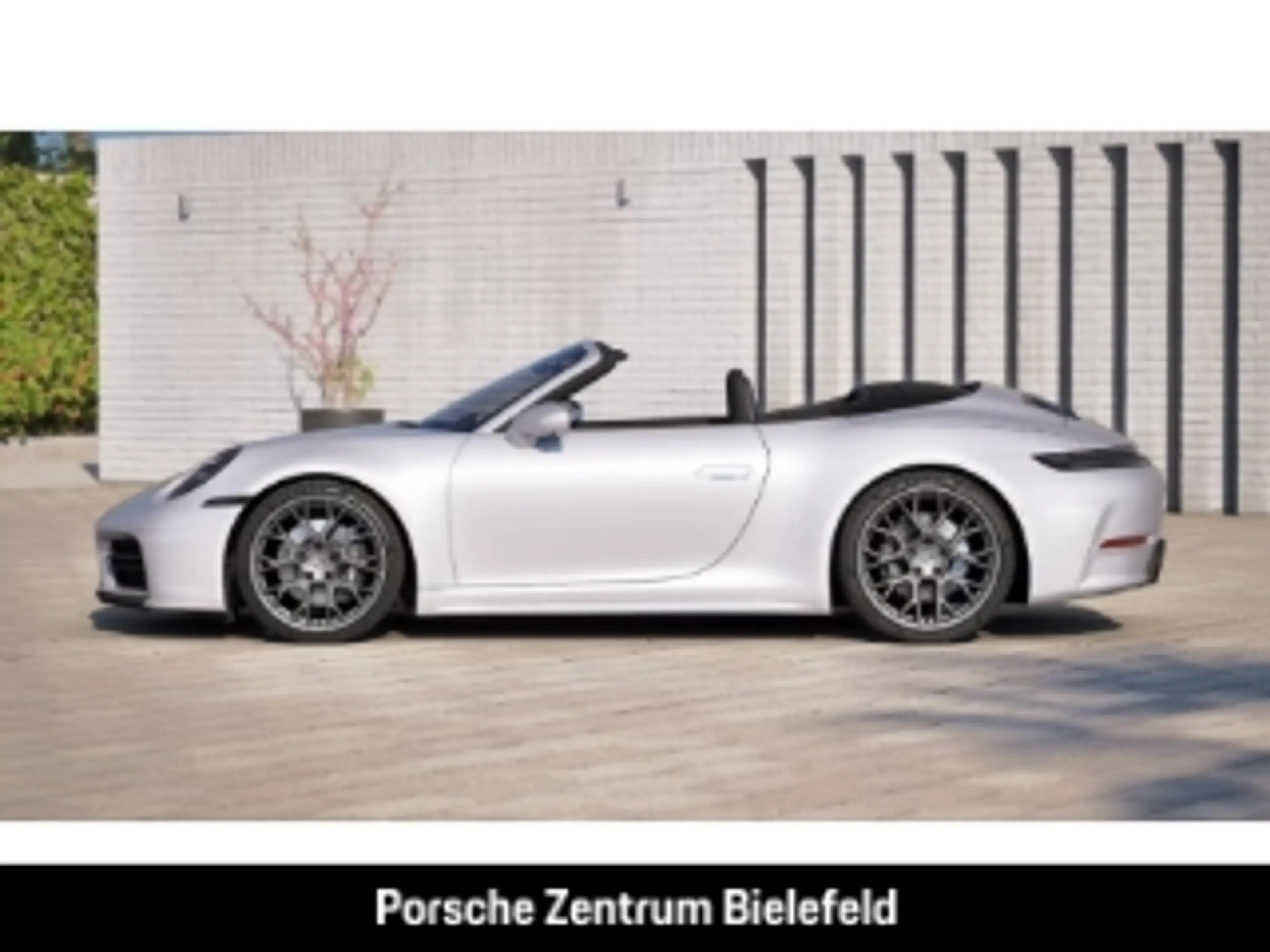 Porsche 992 911 Carrera Cabriolet InnoDrive Sportabgas — photo 10