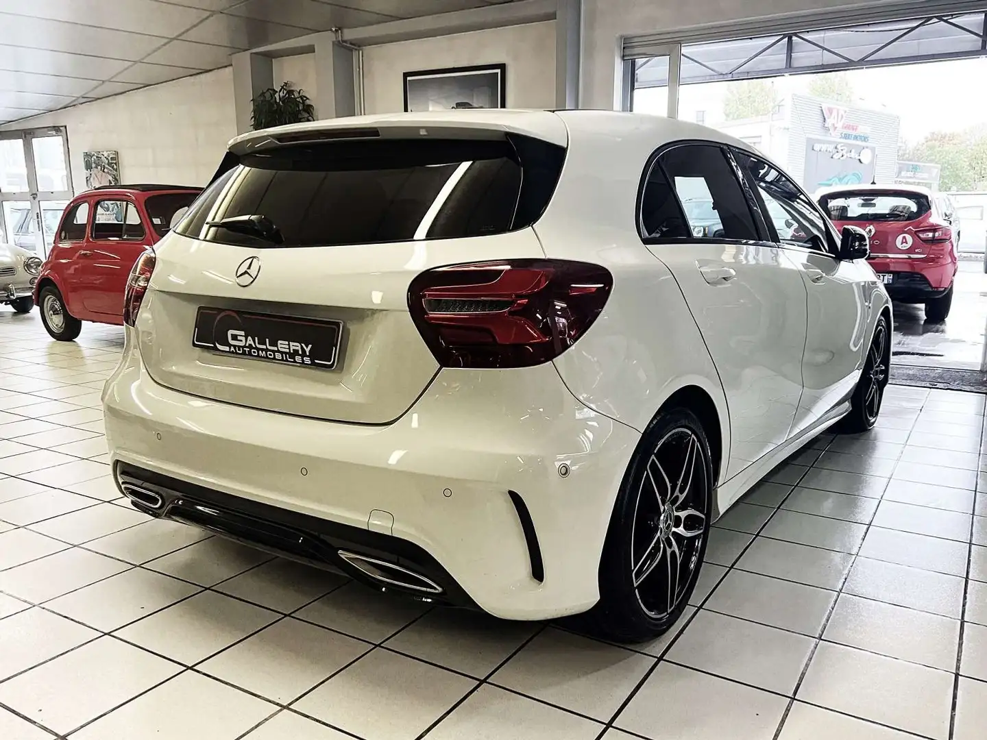 Mercedes-Benz A 160 160 D FASCINATION 7G-DCT - 2