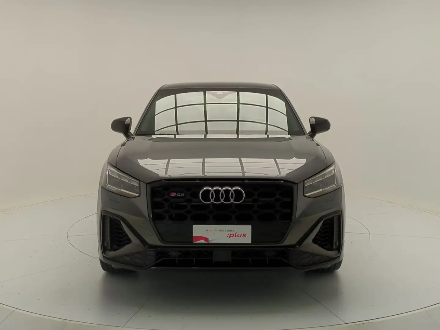 Audi Q2 S TFSI quattro S tronic sport attitude Grau - 2
