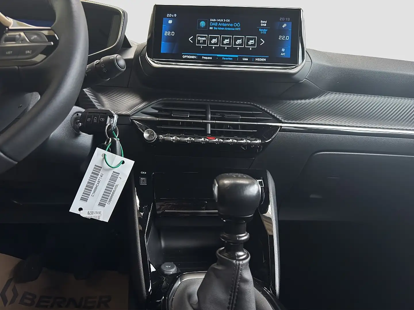 Peugeot 2008 PureTech 100 S&S Allure Pack 6-Gang-Manuell Blau - 2