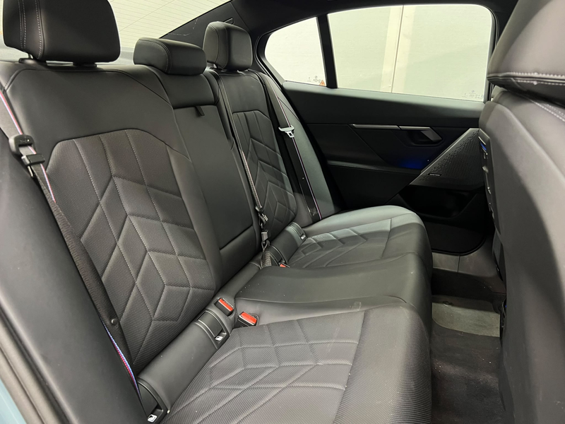 BMW 520 5-serie 520i — photo 10