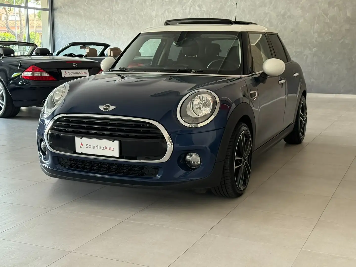 MINI Cooper D Mini IV F55-F56 2014 1.5 5p auto - Tetto Blu/Azzurro - 2