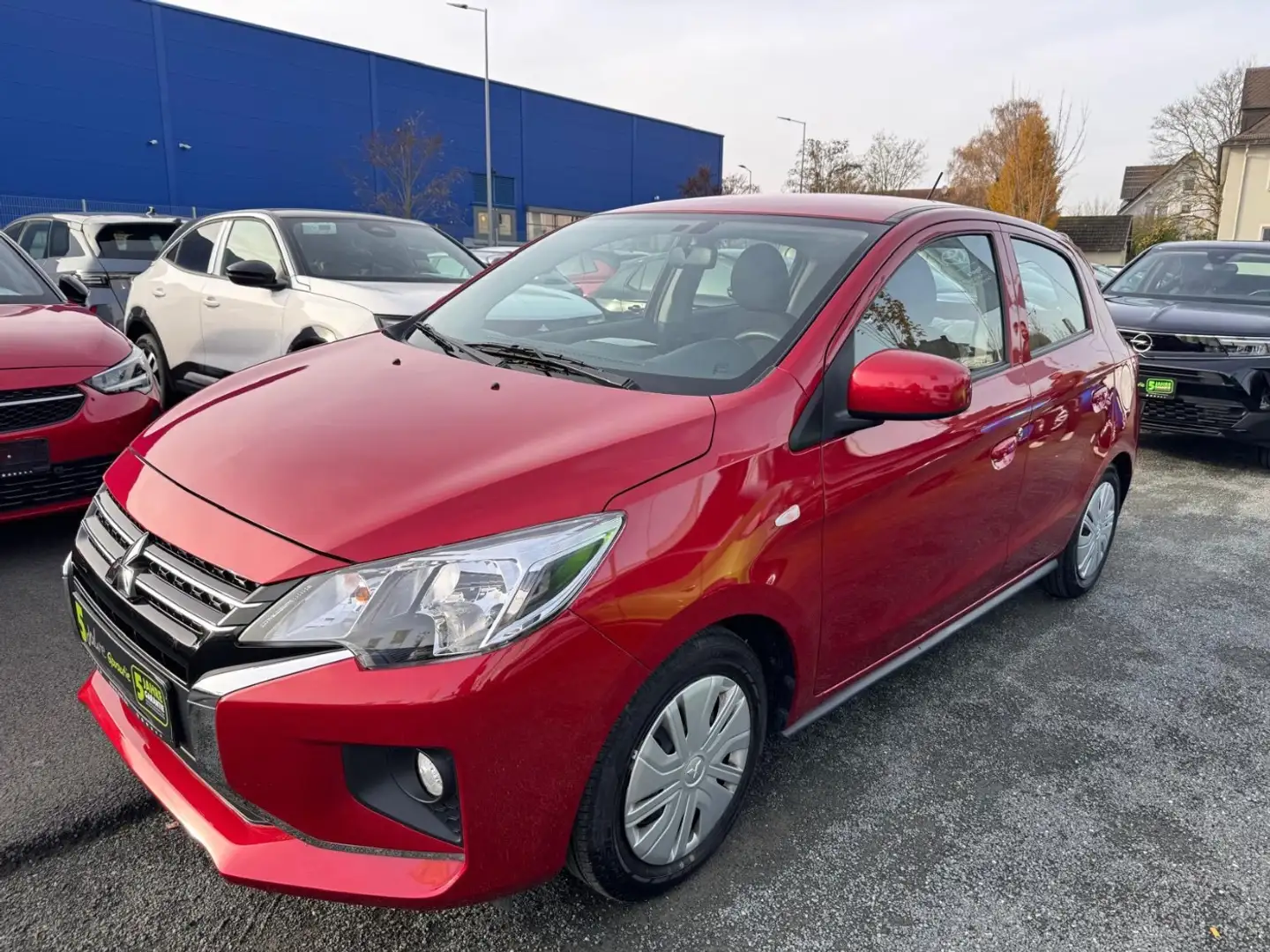 Mitsubishi Space Star SpaceStar 1.2 Spirit **wenig KM** TÜV NEU* Rouge - 2