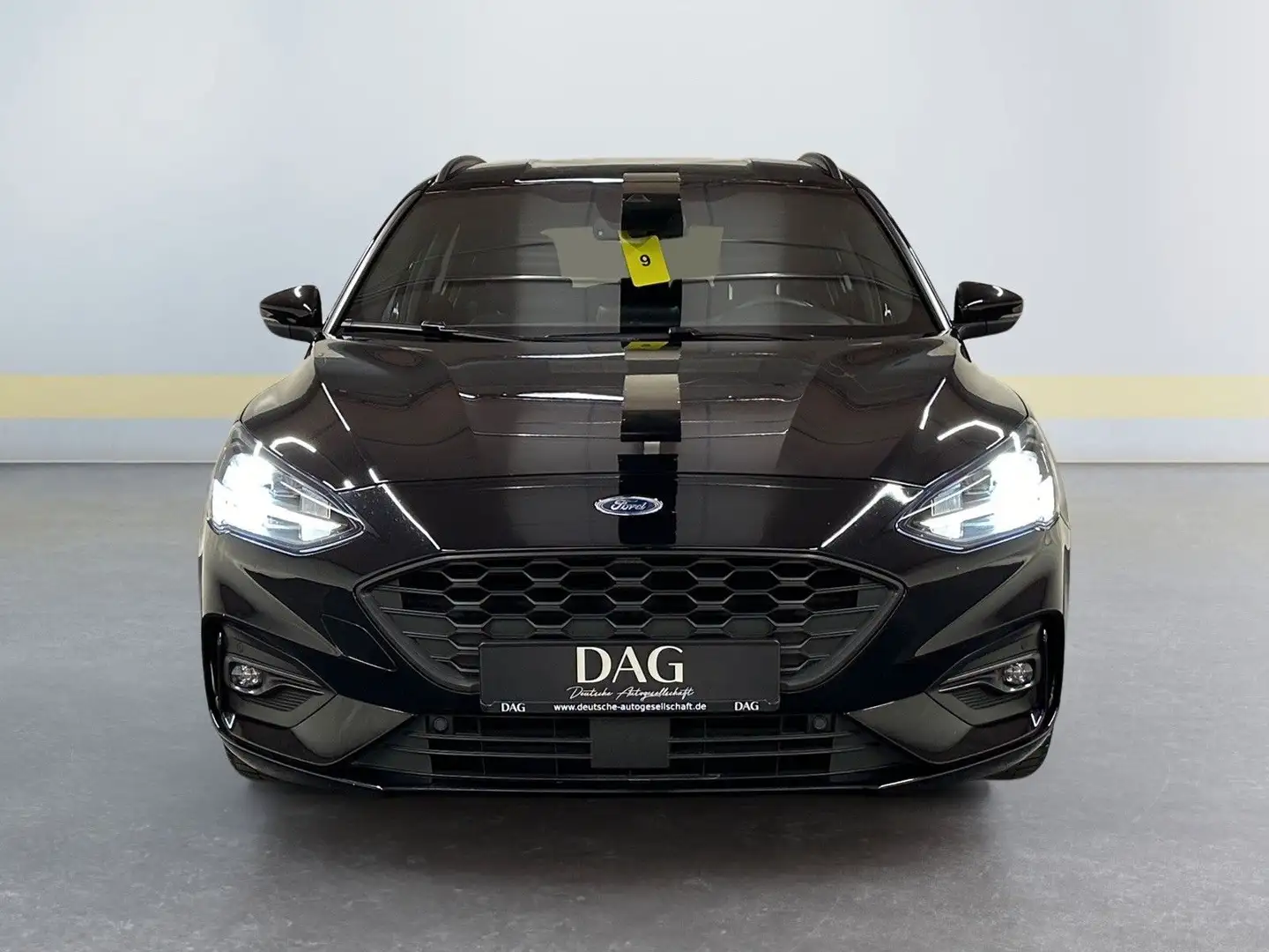 Ford Focus Turnier ST-Line +LED+ACC+KAMERA+NAVI+SHZ+ Zwart - 2