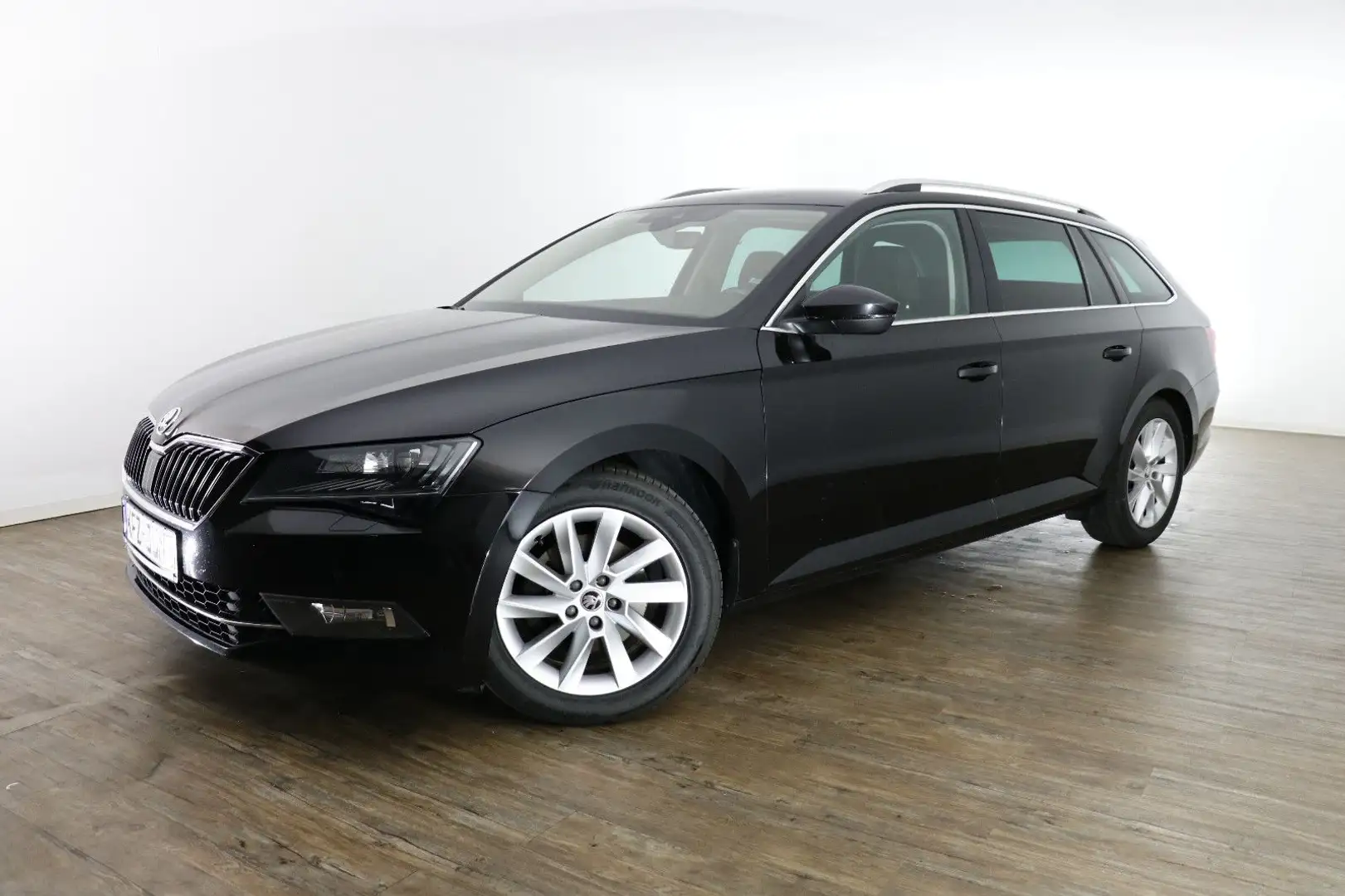 Skoda Superb Combi Style*Kamera*ACC*Canton*Bi-Xenon* Schwarz - 2