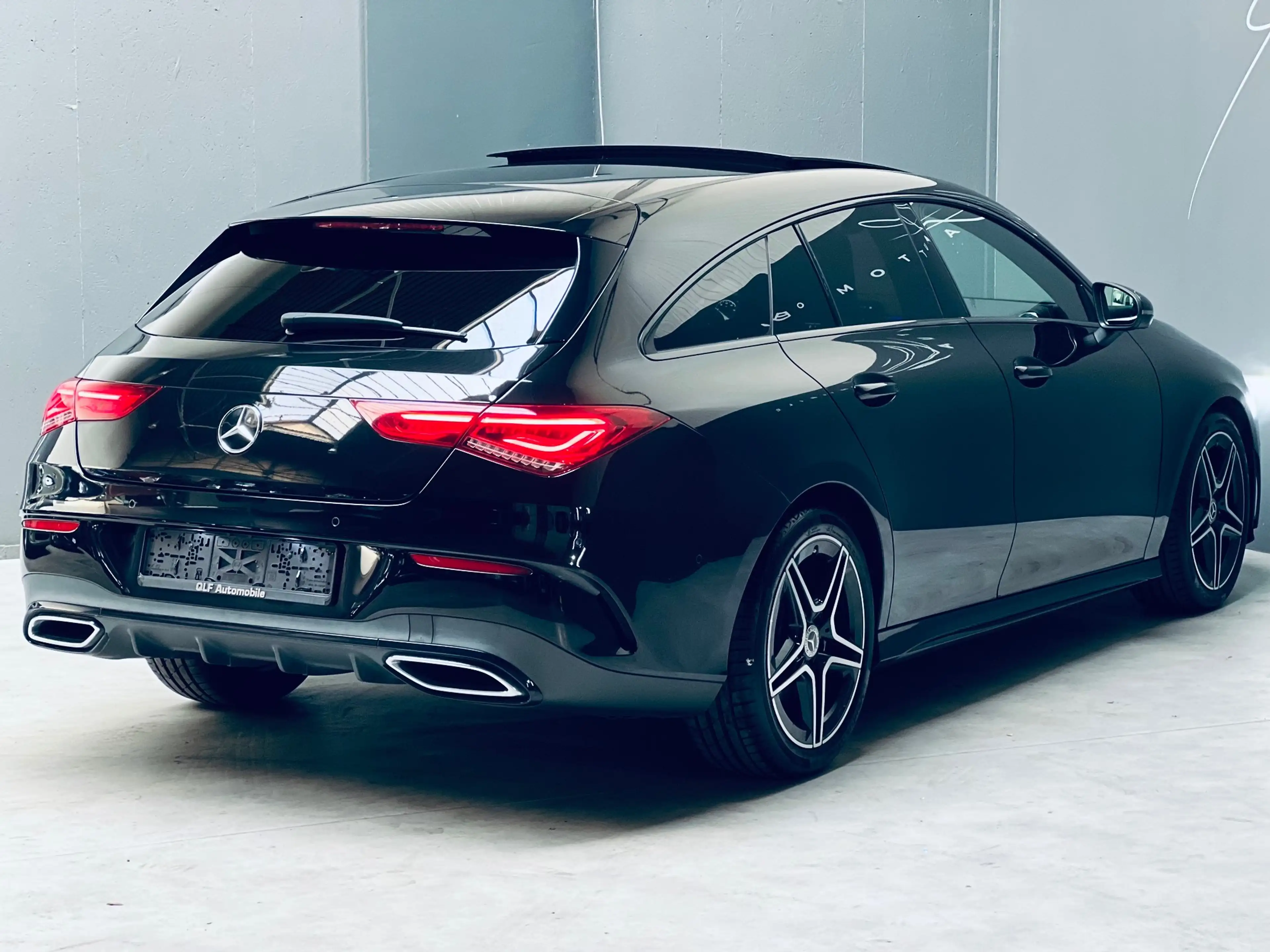 Mercedes-Benz CLA 220 d**PACK AMG**BOITE AUTOMATIQUE**TOIT PANO** — photo 3