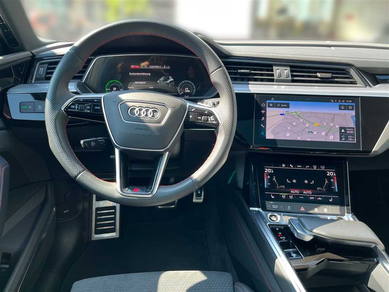 Audi Q8 e-tron advanced 55 quattor 114 kWh — photo 10