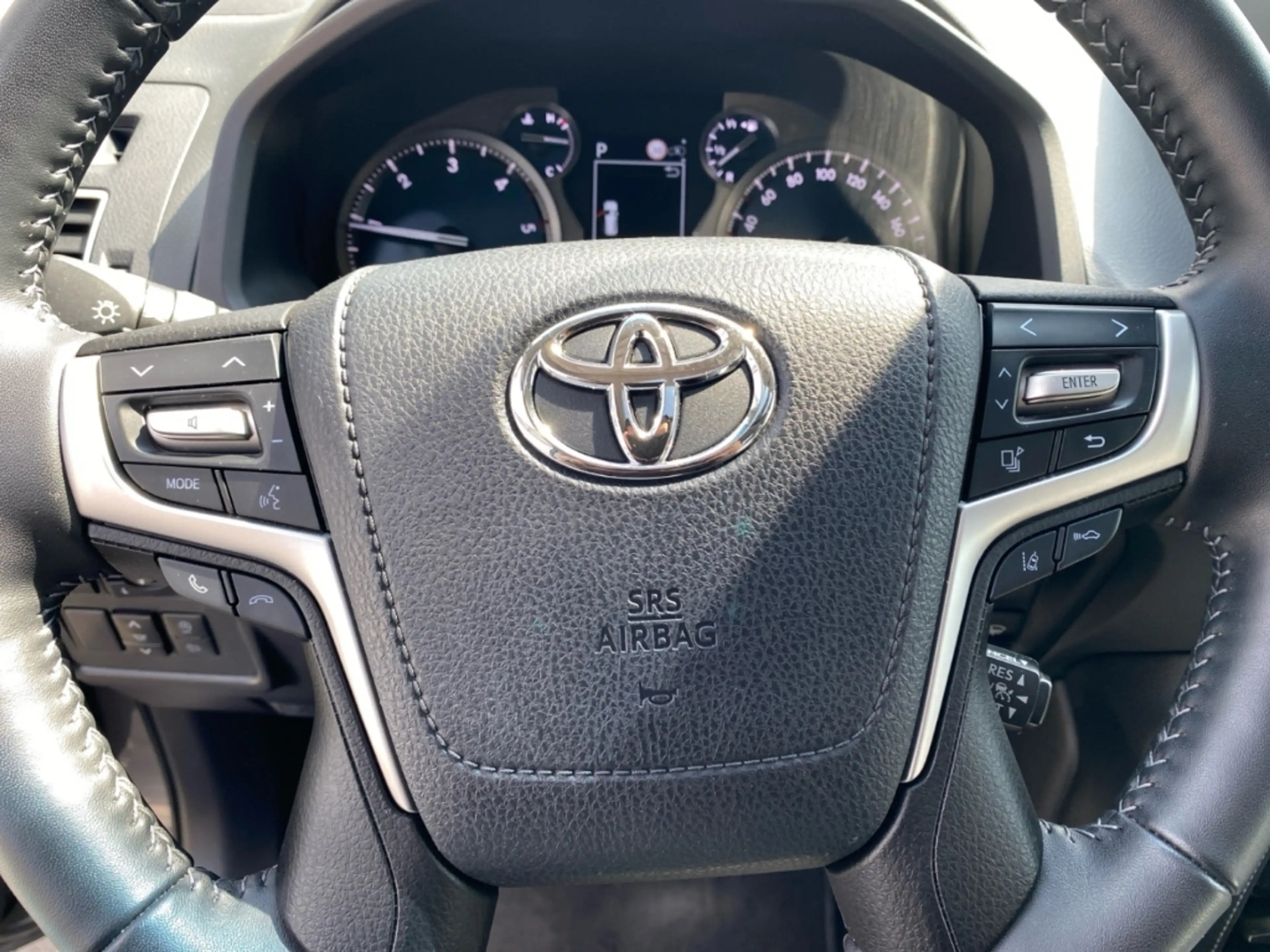 Toyota Land Cruiser 2.8 TEC-Edition 4x4 — photo 13