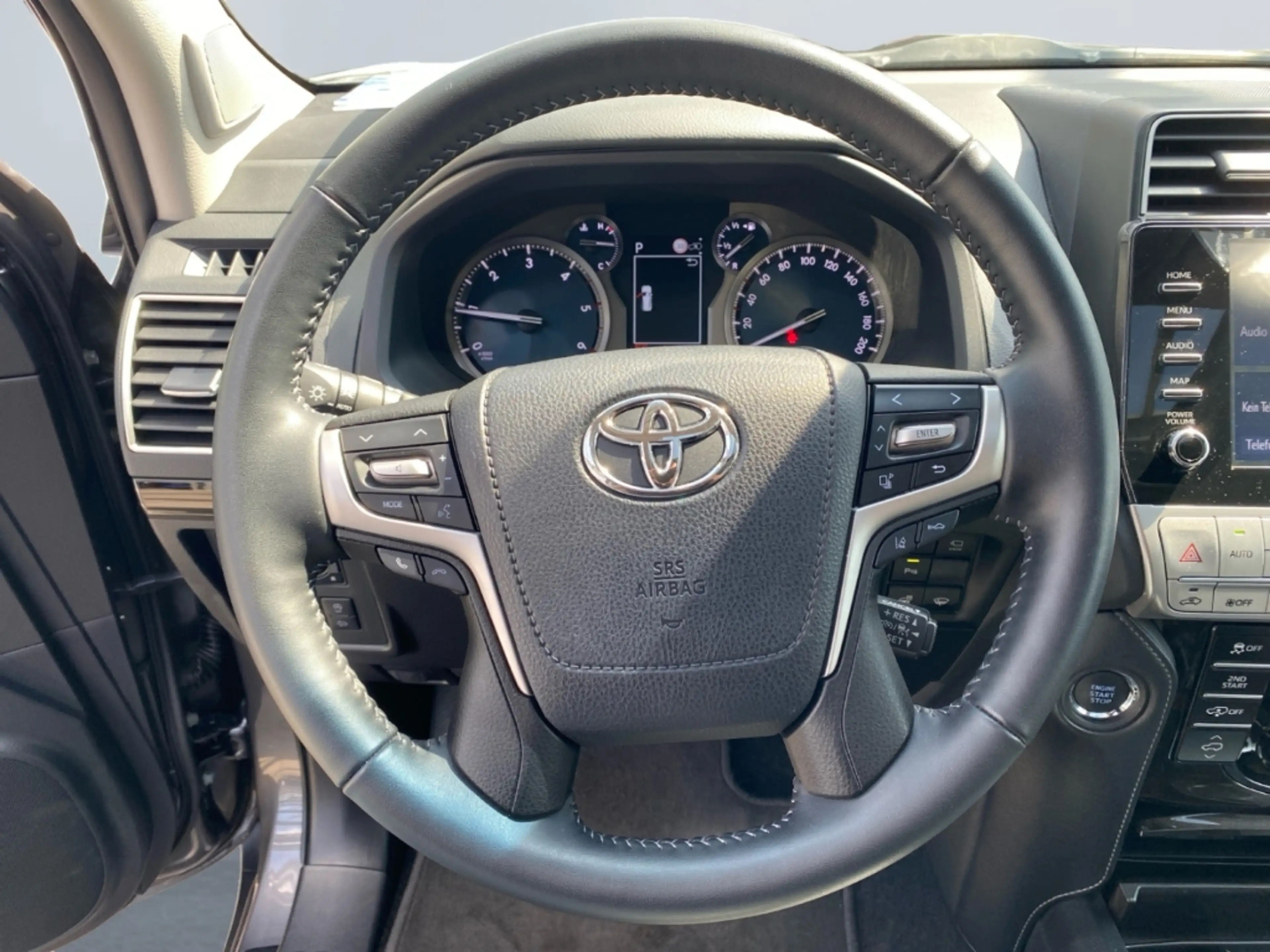 Toyota Land Cruiser 2.8 TEC-Edition 4x4 — photo 12