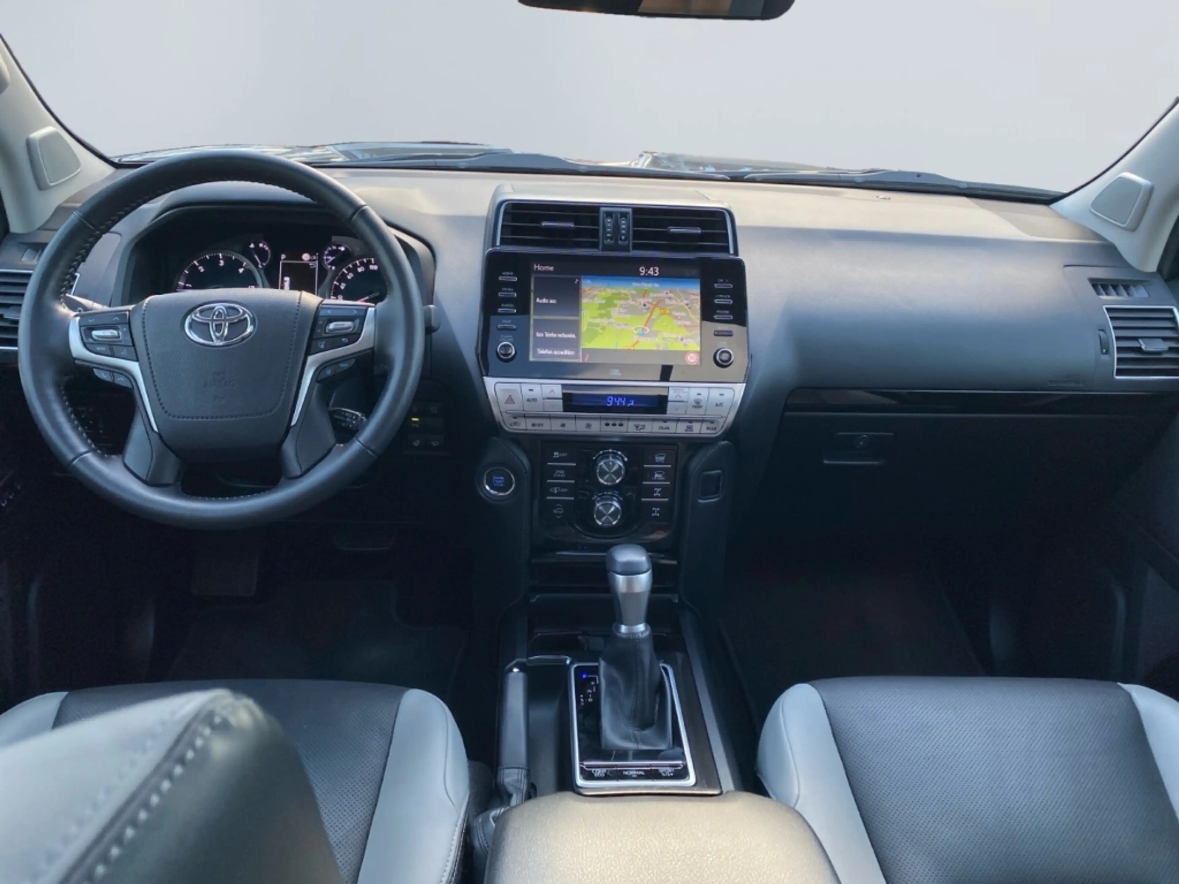 Toyota Land Cruiser 2.8 TEC-Edition 4x4 — photo 11