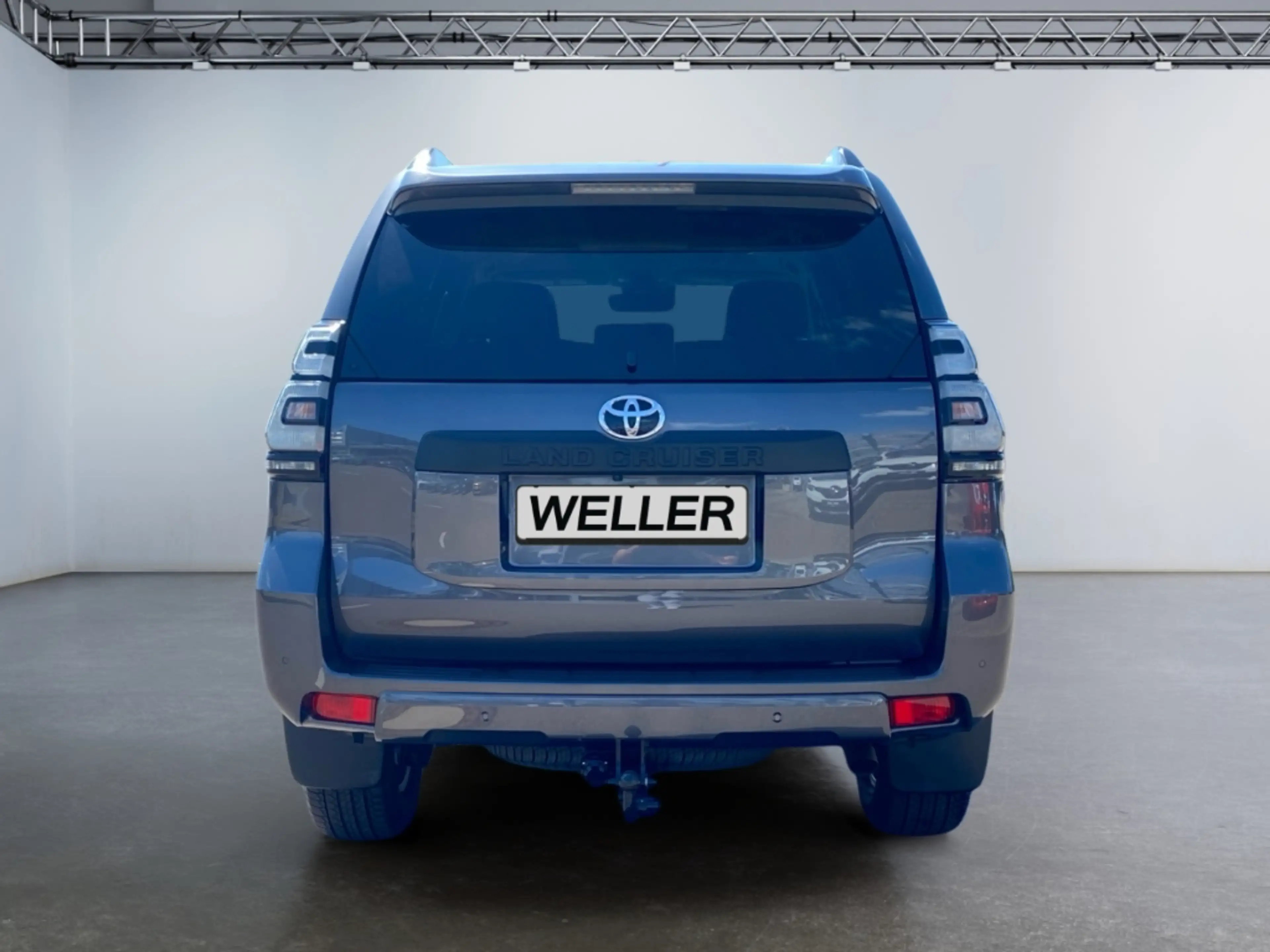 Toyota Land Cruiser 2.8 TEC-Edition 4x4 — photo 6