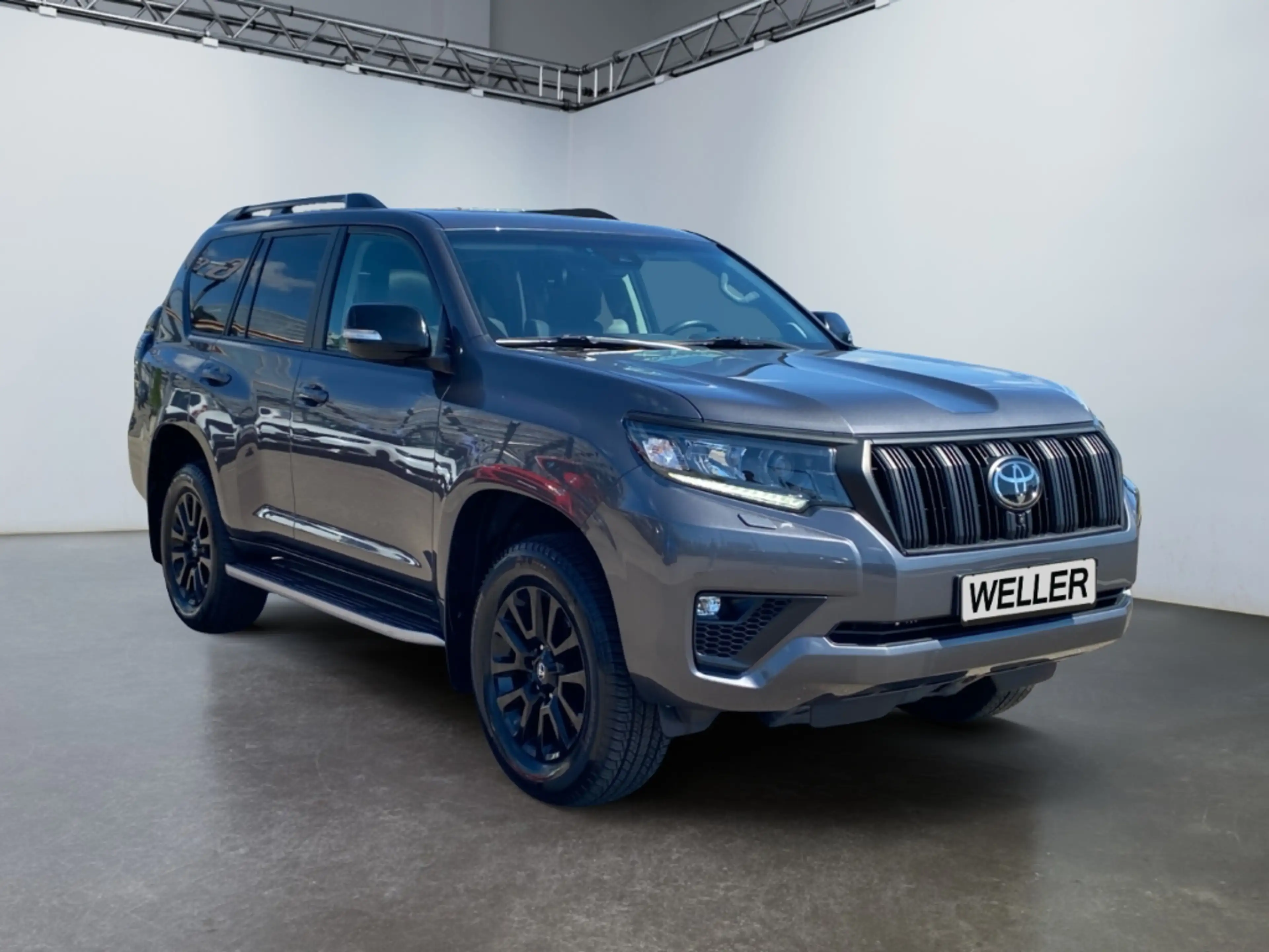 Toyota Land Cruiser 2.8 TEC-Edition 4x4 — photo 3