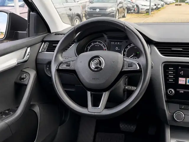 Skoda Octavia view 14