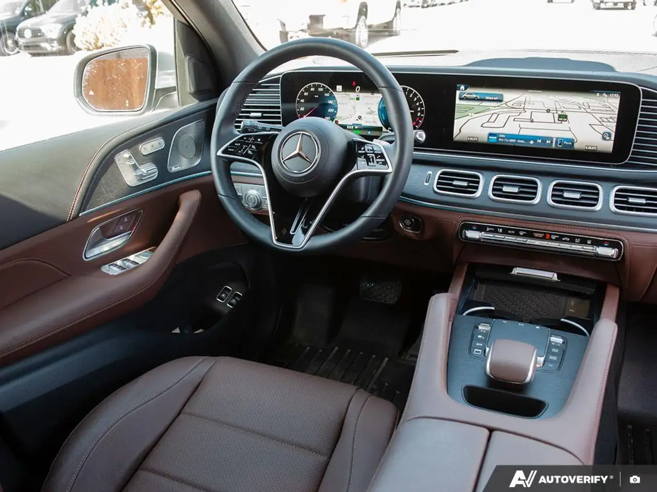 Mercedes-Benz GLE снимка Mercedes-Benz GLE