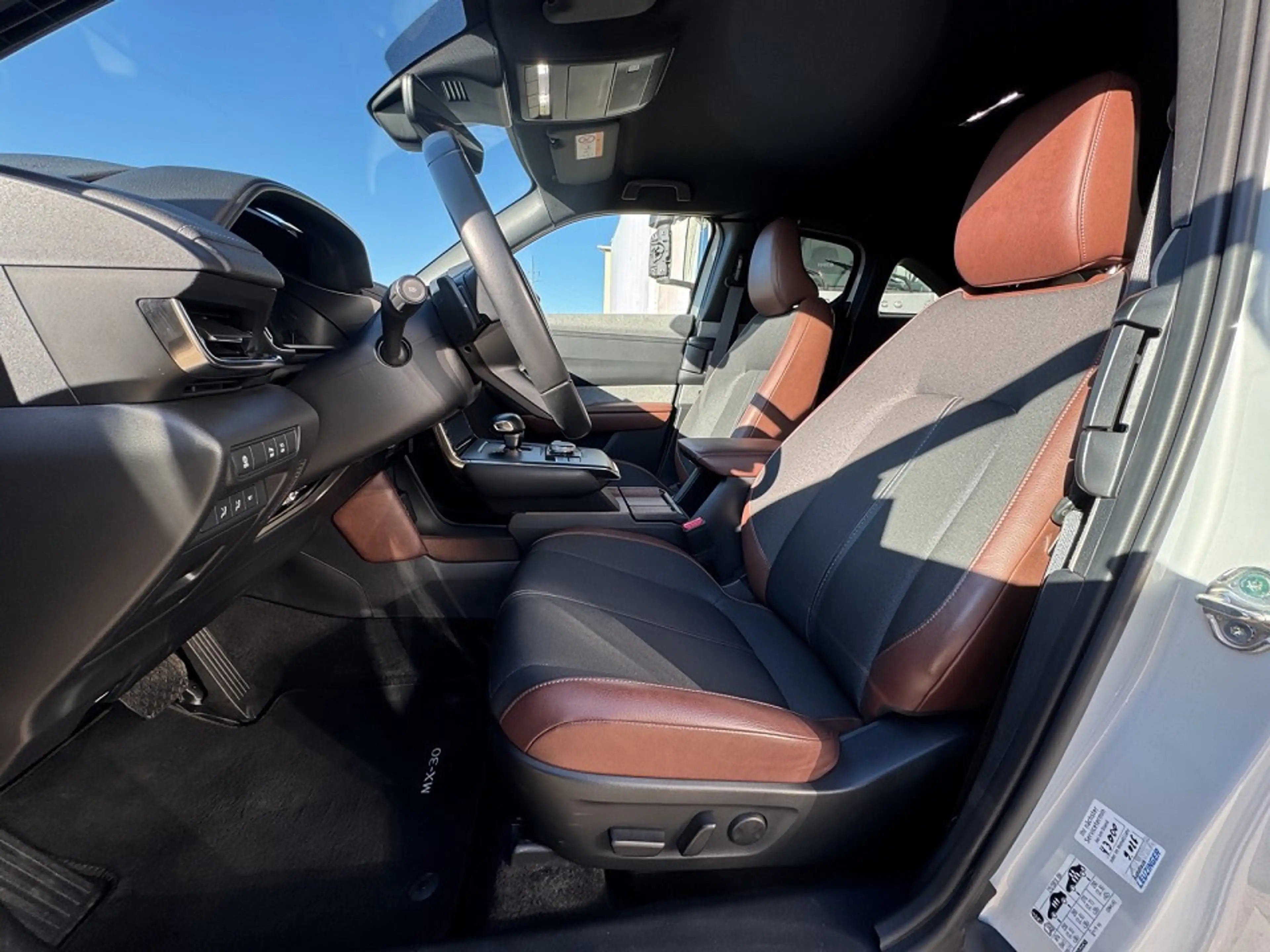 Mazda MX-30 2022 e-SKYACTIV EV ADVANTAGE IV — photo 5