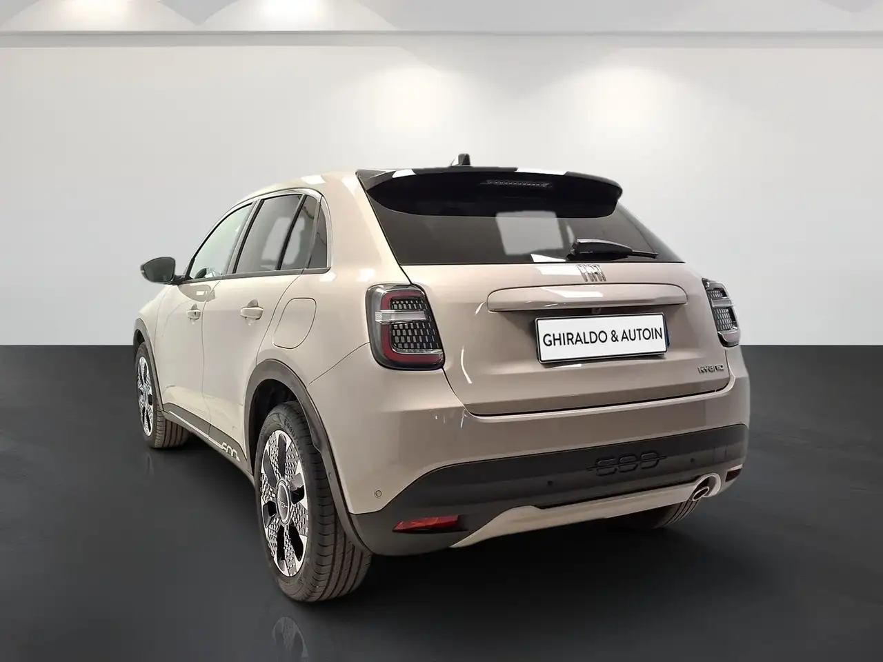 Fiat 600 IV 2023 1.2 hybrid La Prima II 110cv auto 18
