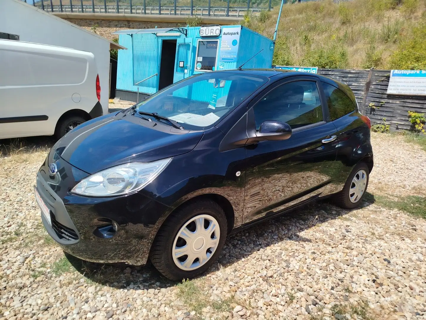Ford Ka/Ka+ Titanium 1,2*TÜV+Insp.*St.-Sto.*Klima*8fach Schwarz - 2