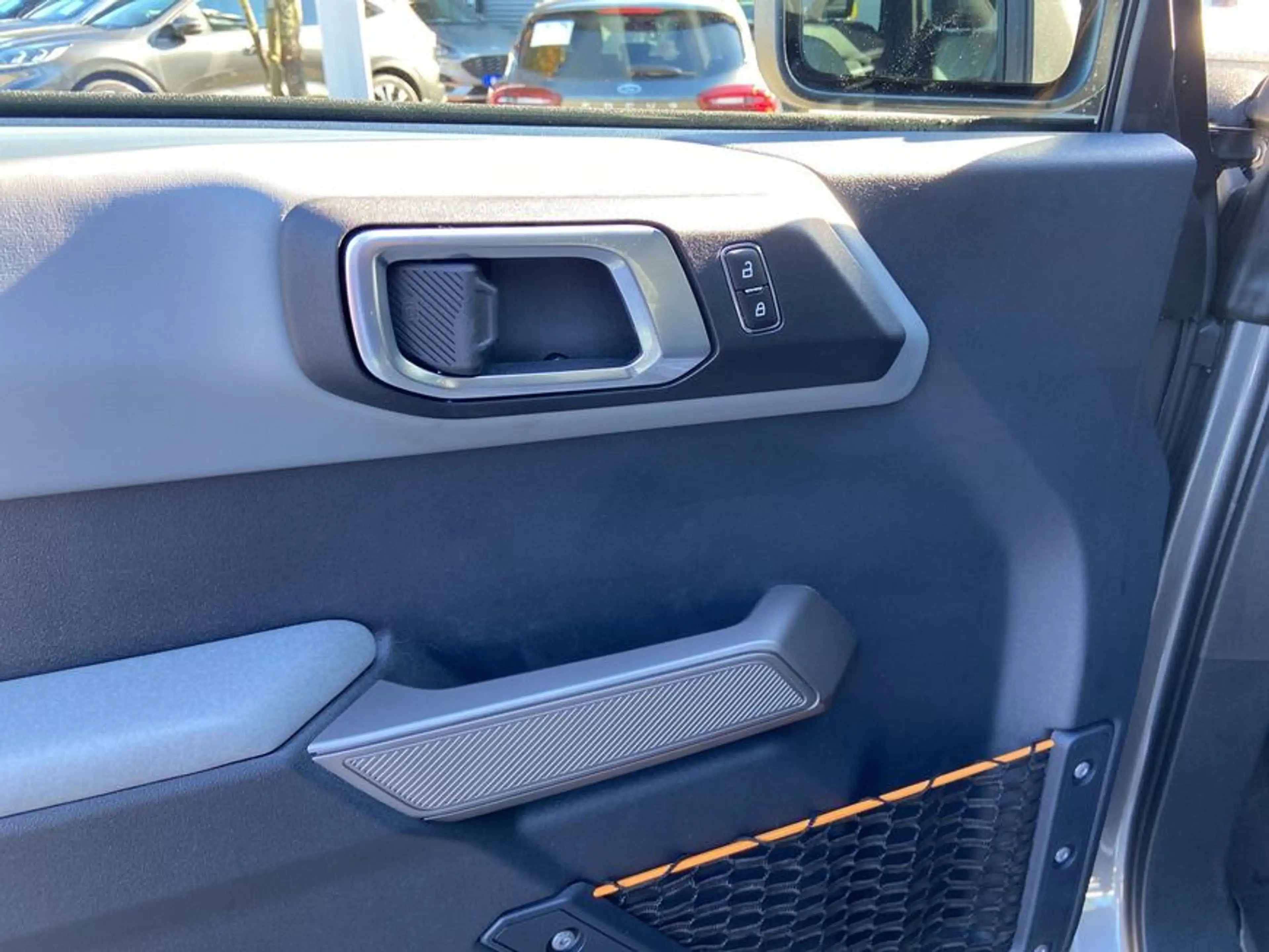 Ford Bronco 2.7 EcoBoost V6 Badlands 246 kW — photo 12