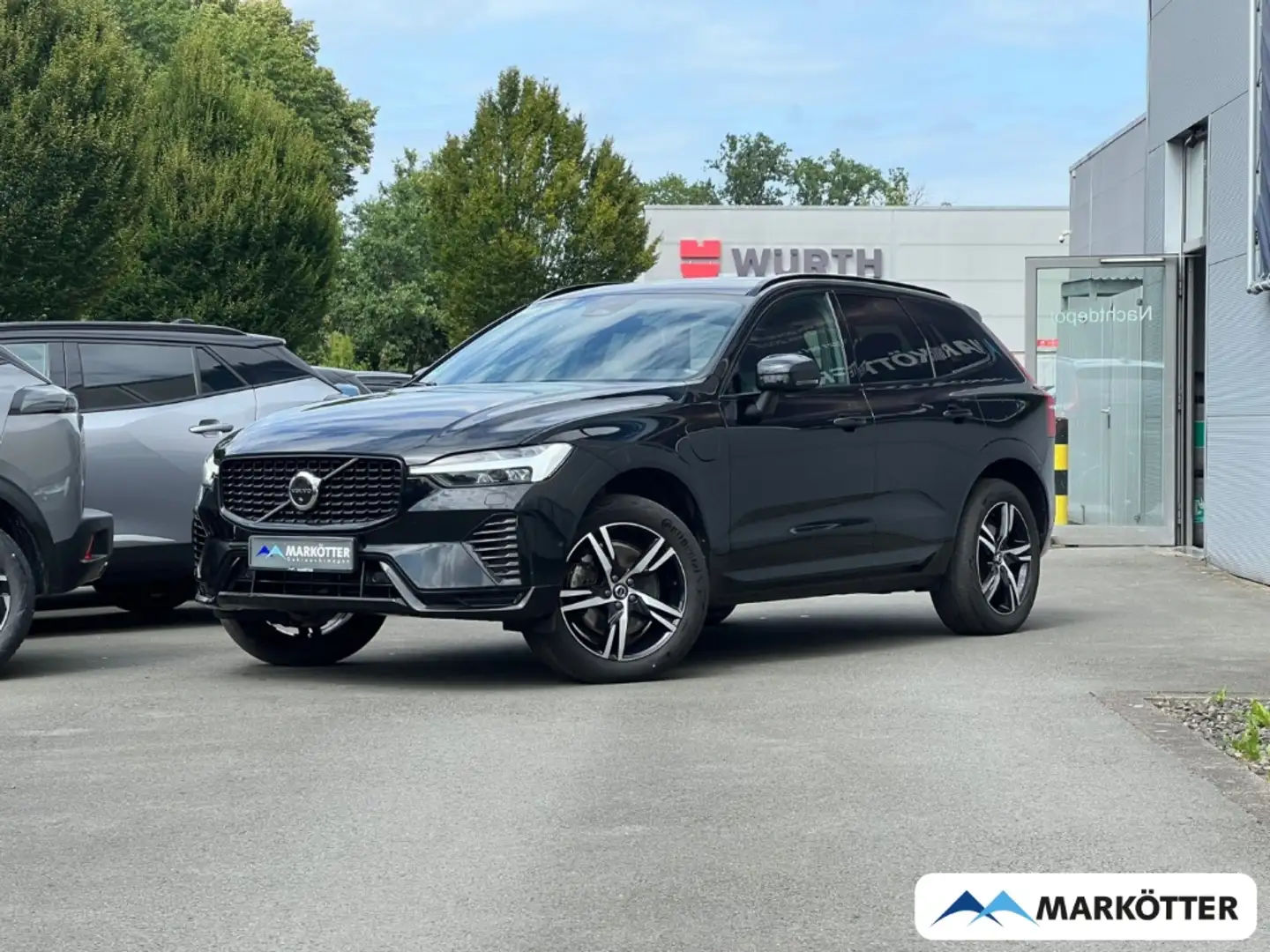 Volvo XC60 T8 AWD Recharge R-Design B&W/AHK/360CAM/PANO Schwarz - 1
