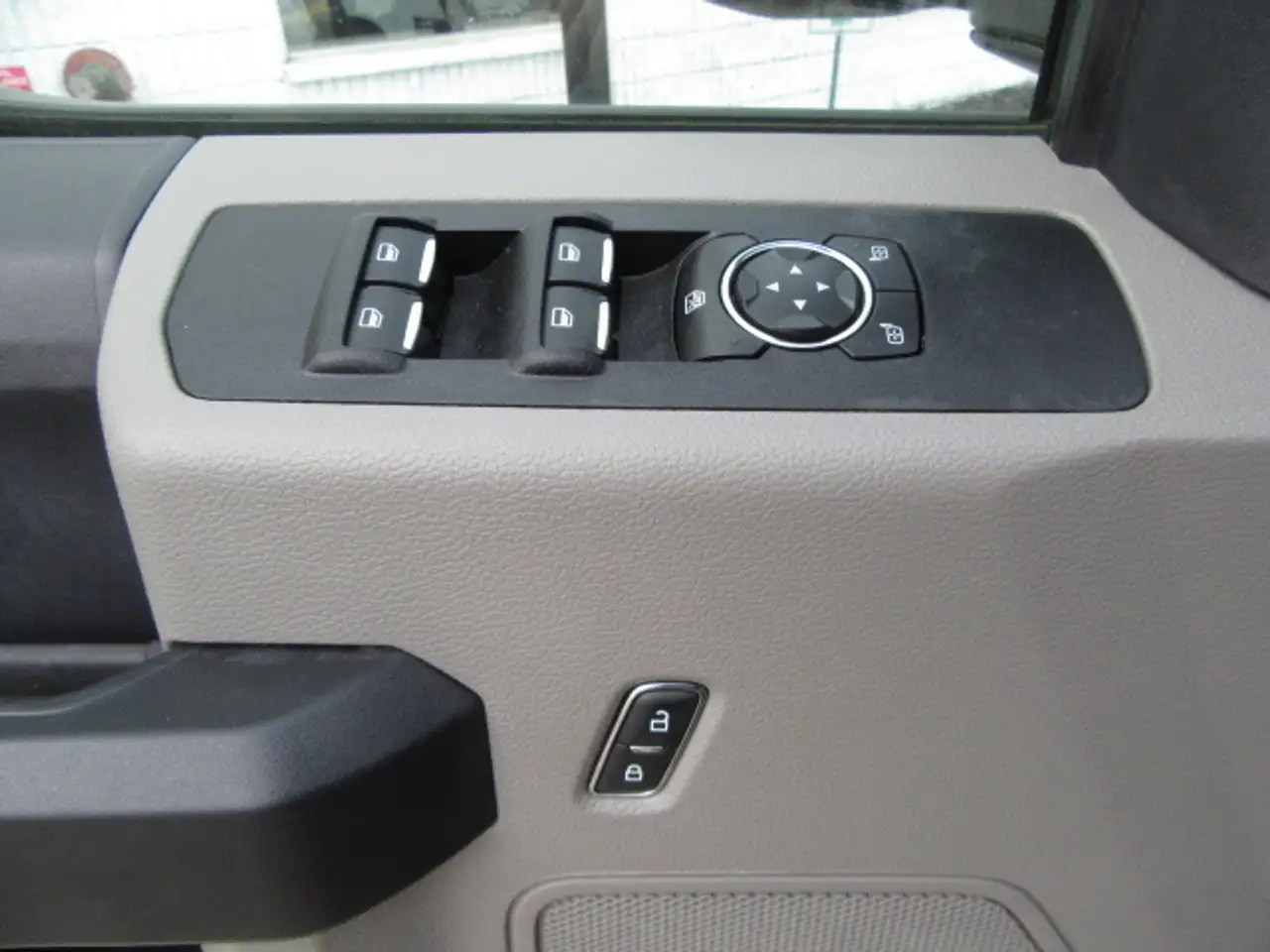Ford F 550 снимка Ford F 550