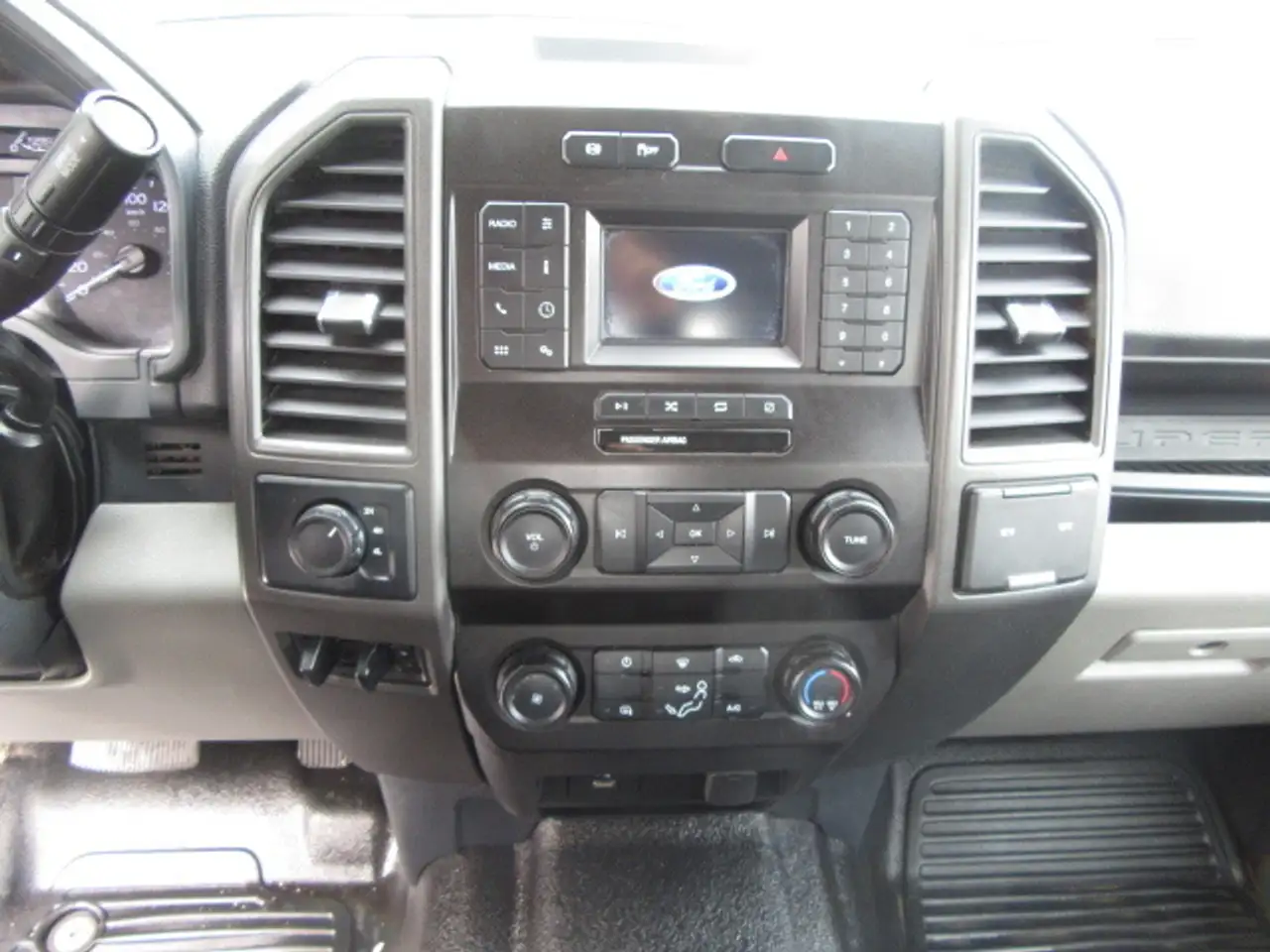Ford F 550 снимка Ford F 550