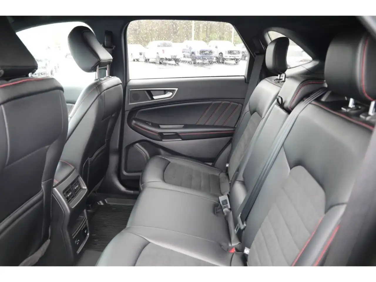 Ford Edge снимка Ford Edge