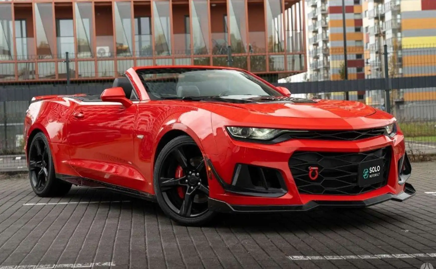 Chevrolet Camaro Cabrio Auto Rojo - 1