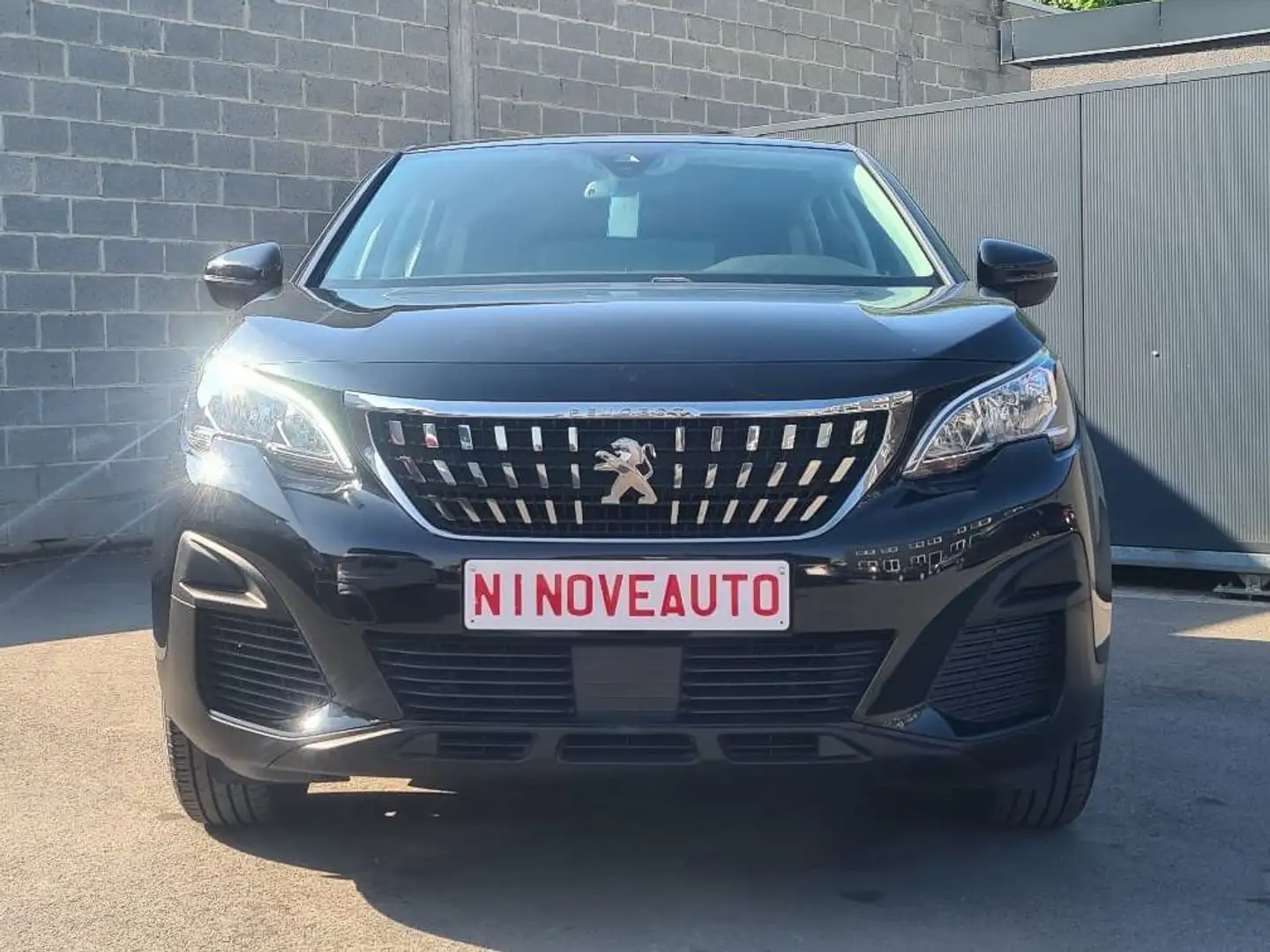 Peugeot 3008 1.2 PureTech Access Zwart - 2