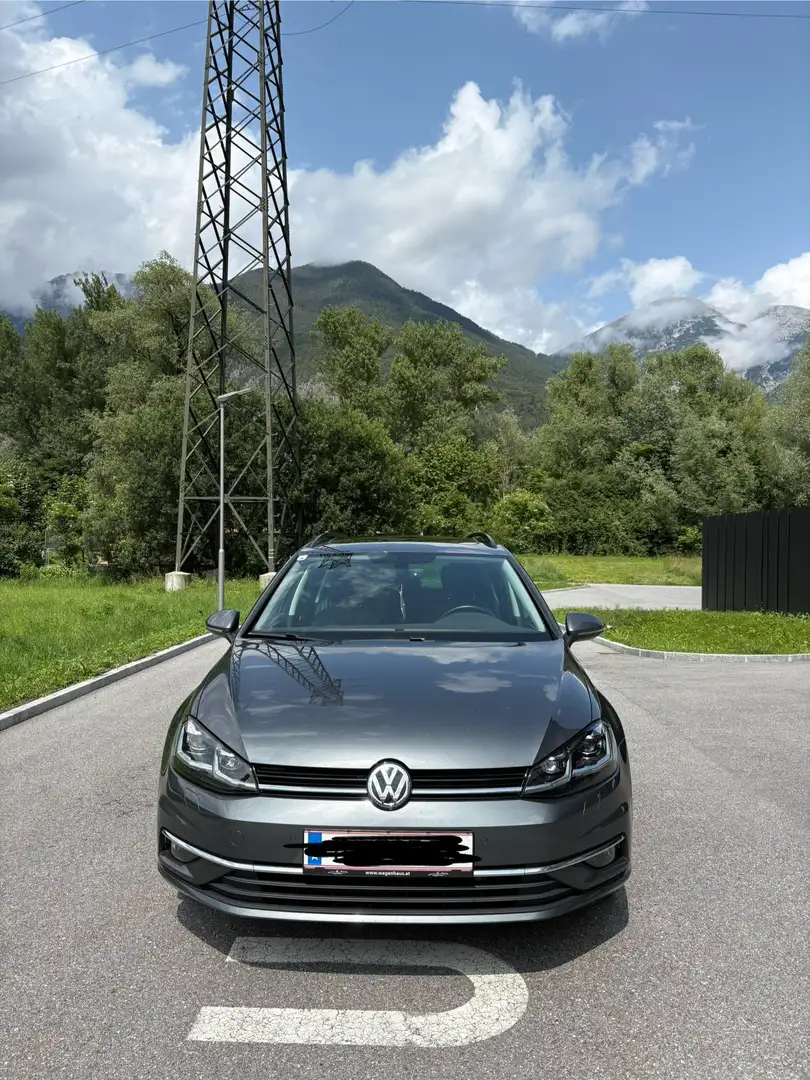 Volkswagen Golf Variant Highline 1,5 TSI DSG ACT Grau - 1