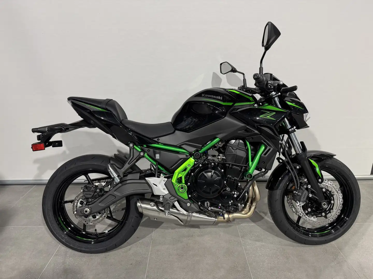 Kawasaki Z 650 ABS Groen - 1