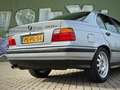 BMW 318 iS | *1 Own | *1st paint | *55k km | NL auto | NAP Zilver - thumbnail 25