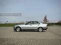 BMW 318 iS | *1 Own | *1st paint | *55k km | NL auto | NAP Zilver - thumbnail 9