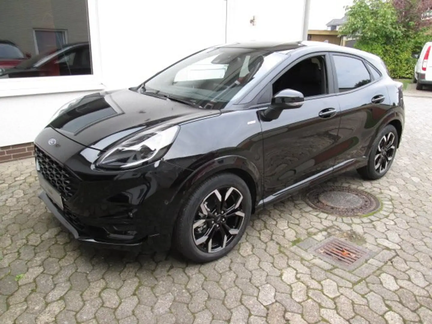 Ford Puma 1.0 EcoBoost Hybrid Aut. ST-LINE X Noir - 1