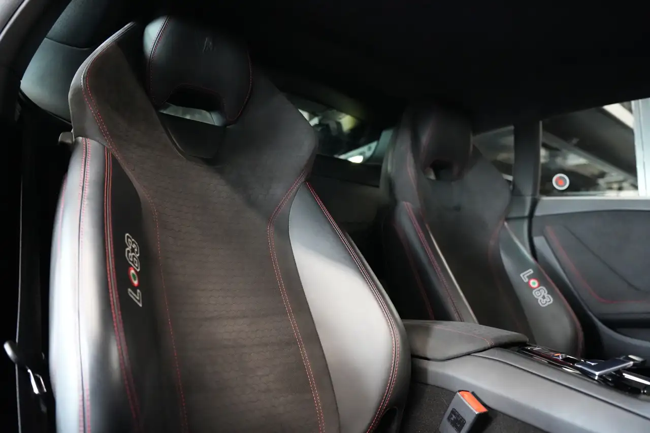 Lamborghini Huracán снимка Lamborghini Huracán