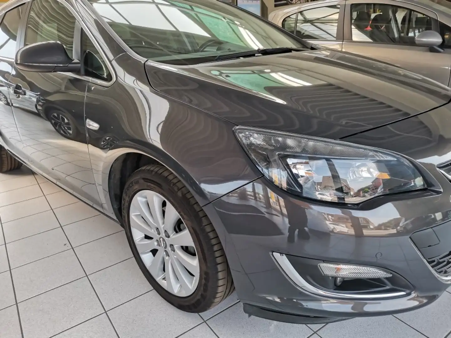 Opel Astra BREAK Gri - 1