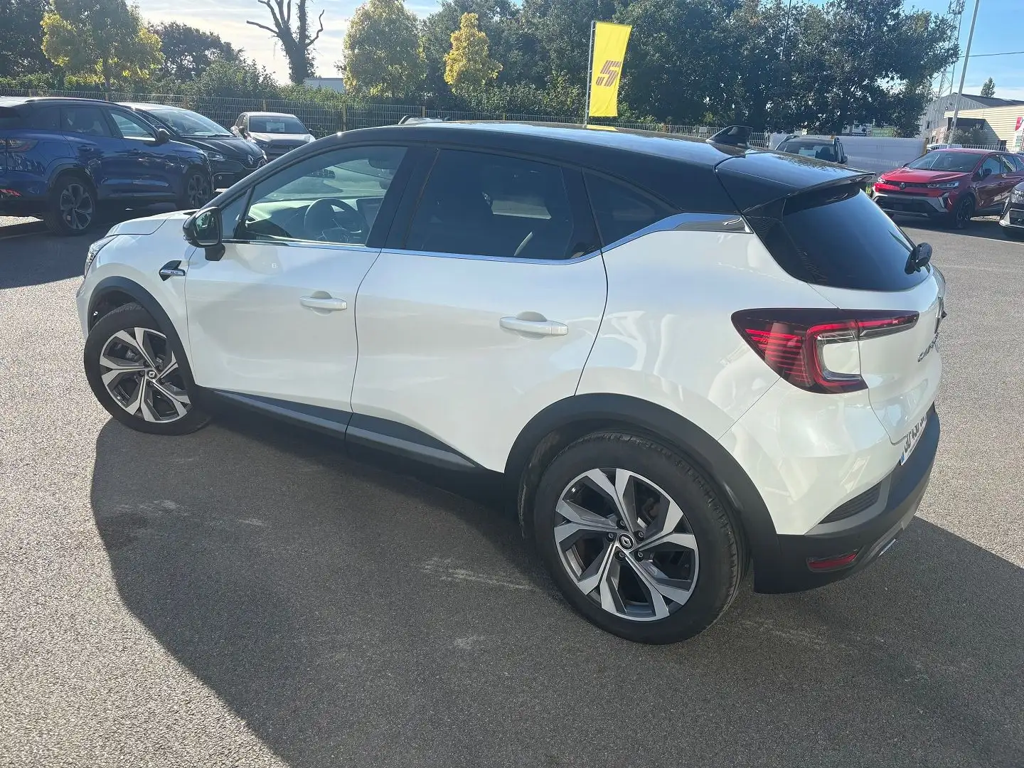 Renault Captur 1.6 E-TECH HYBRIDE 145CH RS LINE -21B Blanc - 2
