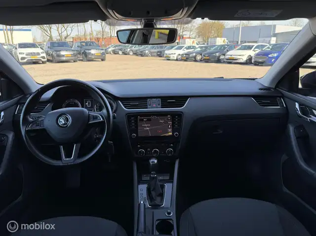 Skoda Octavia view 2