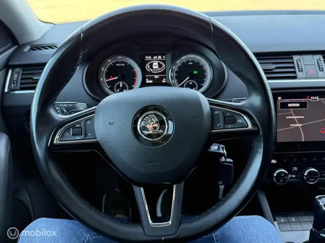Skoda Octavia view 12