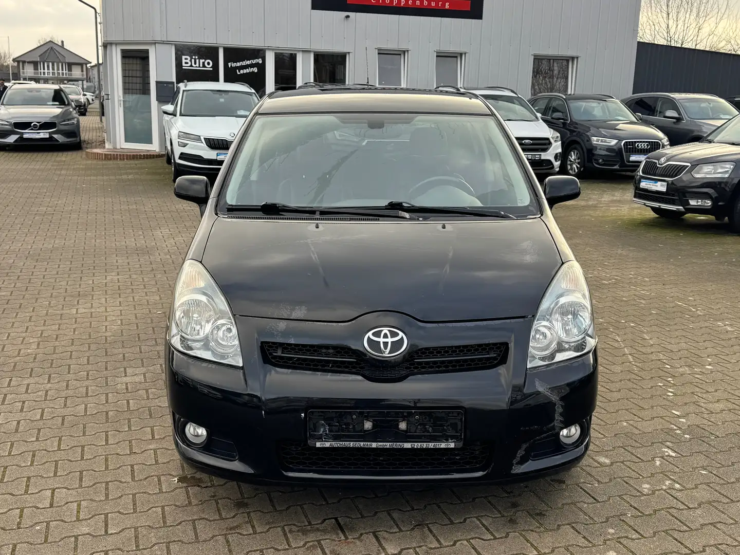 Toyota Corolla Verso 2.2 D-CAT Sol 7 Sitzer / TÜV 08.2027 / Black - 2