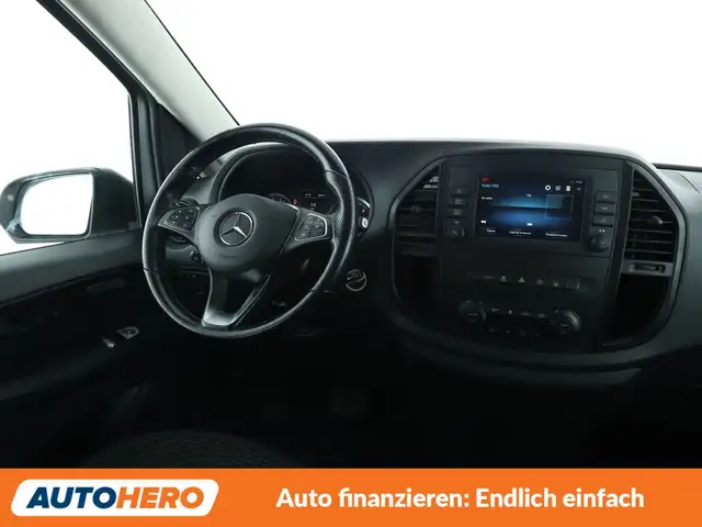 Mercedes-Benz Vito view 13