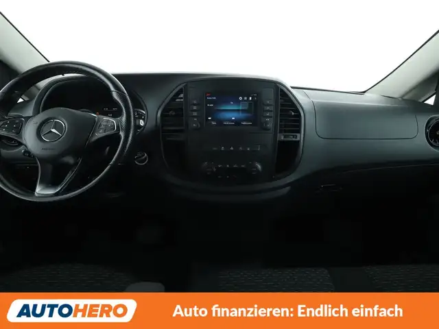 Mercedes-Benz Vito view 12
