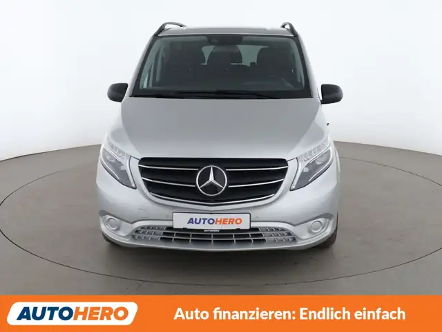 Mercedes-Benz Vito view 9
