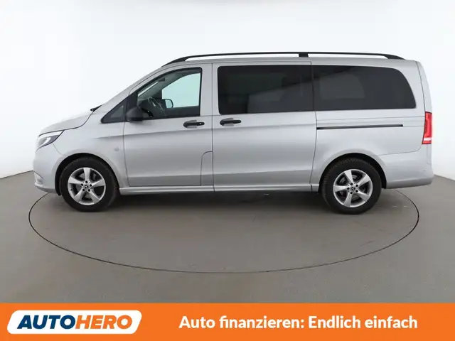 Mercedes-Benz Vito view 3