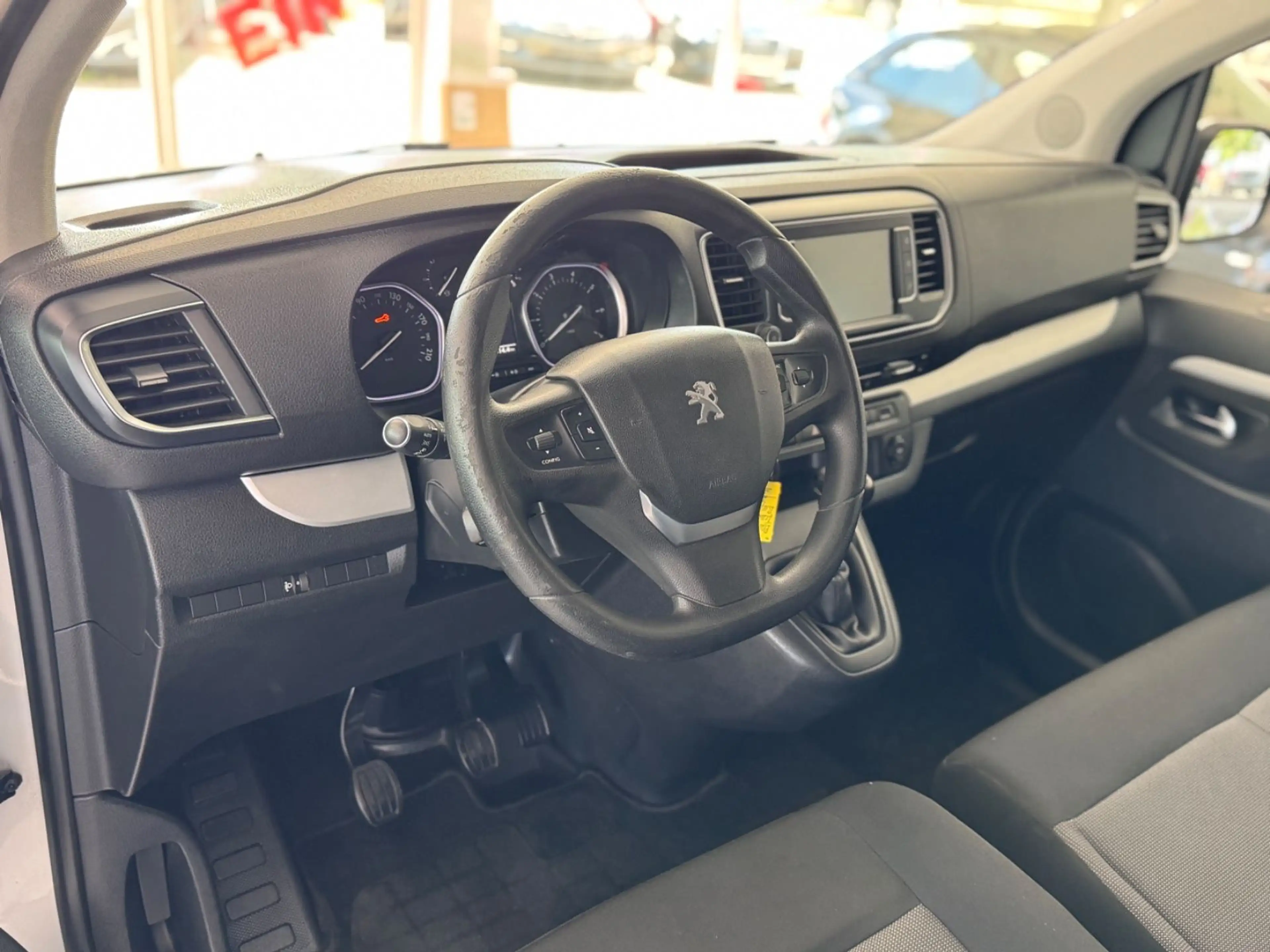 Peugeot Traveller BlueHDi+9-Sitzer+Navi+Tempomat+TOP! — photo 7