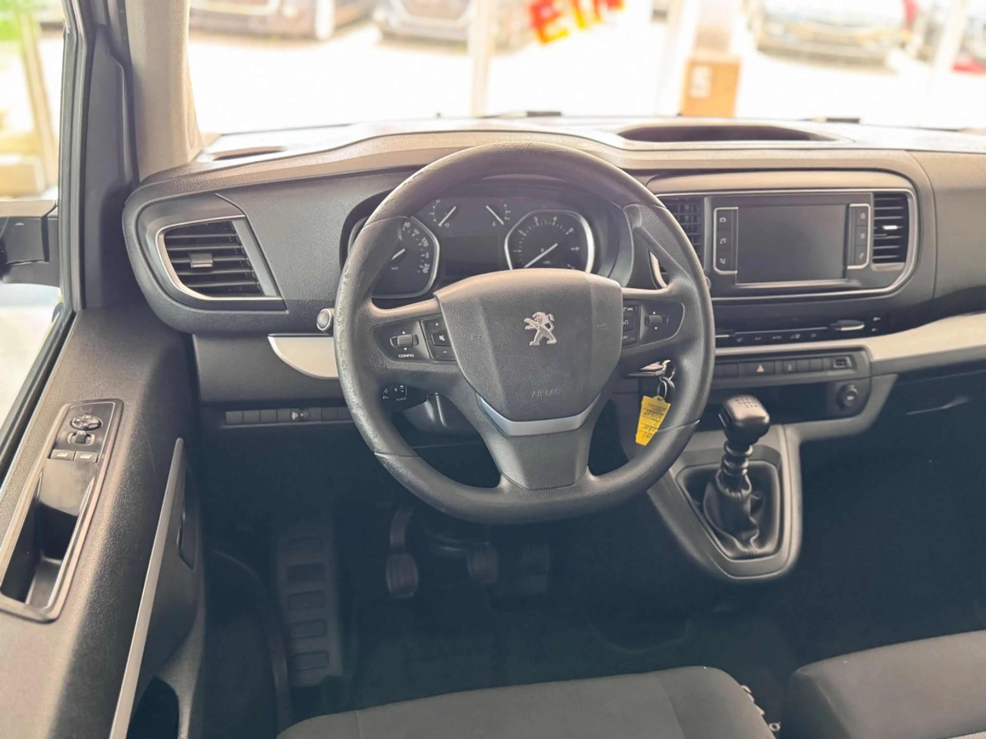 Peugeot Traveller BlueHDi+9-Sitzer+Navi+Tempomat+TOP! — photo 8