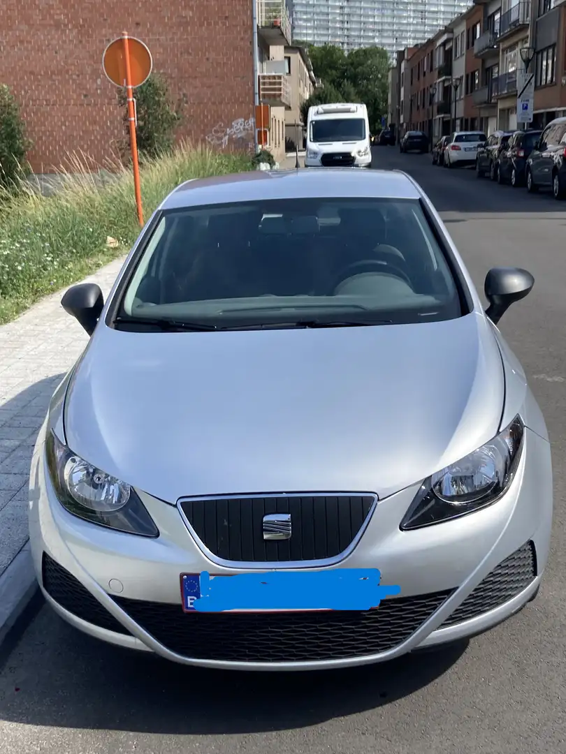 SEAT Ibiza Ibiza 1.2 CR TDi Enjoy Gris - 1