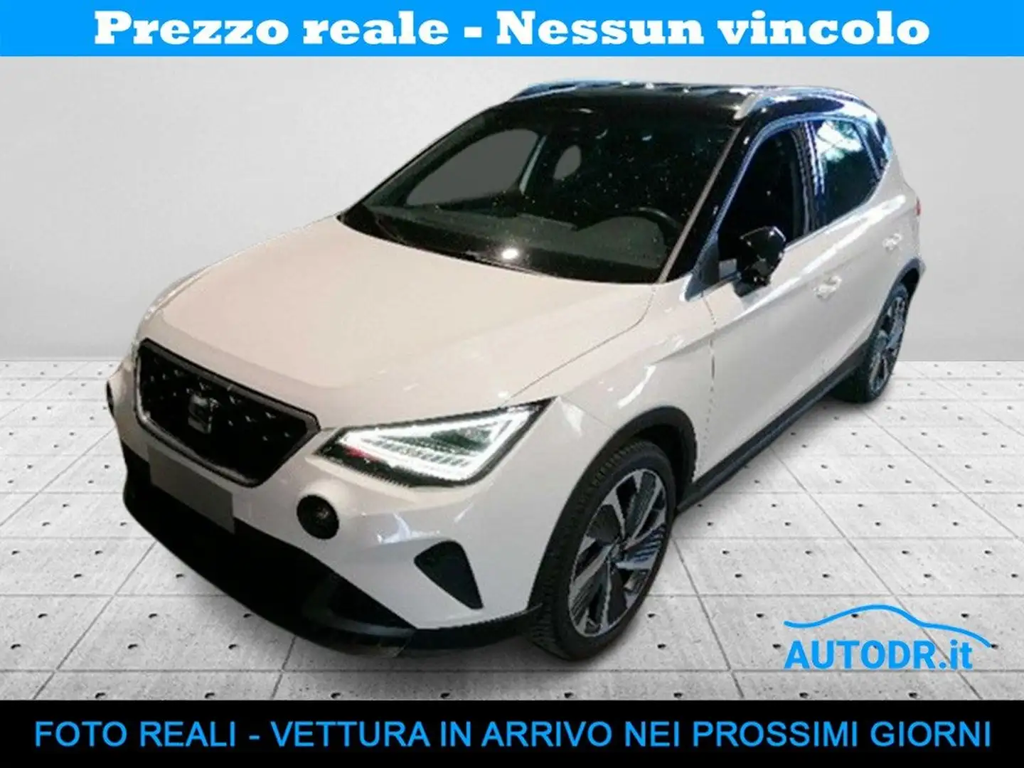 SEAT Arona 1.0 TGI FR LED, Navi, Retrocamera, Cerchi 18, ACC Bianco - 1