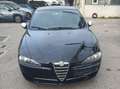 Alfa Romeo 147 1,6 i Schwarz - thumbnail 4