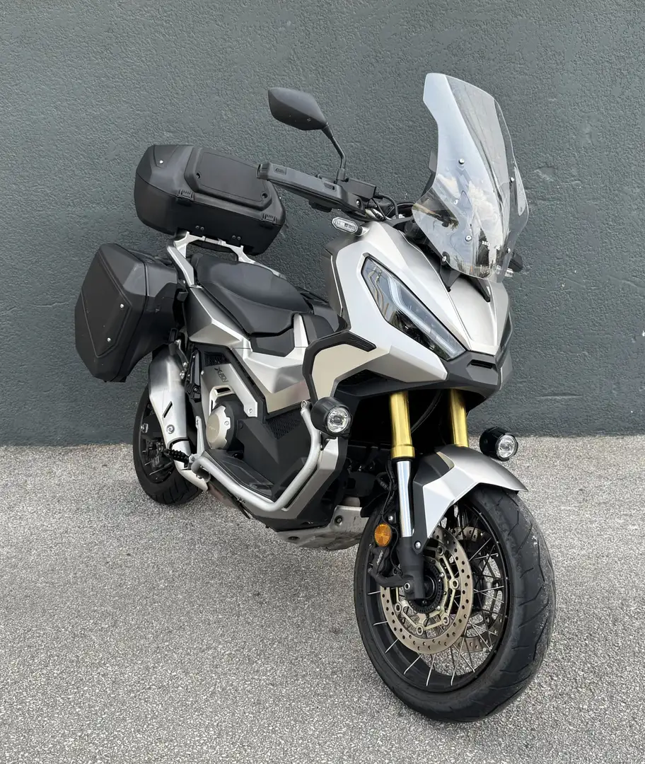 Honda X-ADV Argent - 1
